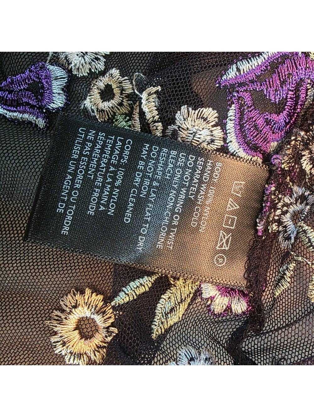 Urban Outfitters Black Mesh Tee Blouse with Embroidered Flowers Sz S 90's Crop - Picture 5 of 6